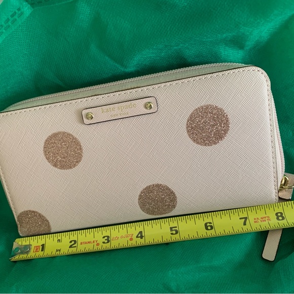 Kate Spade light pink wallet - Picture 8 of 12
